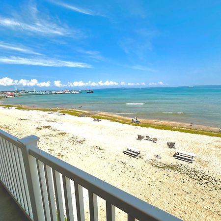 Mackinaw Beach And Bay Inn & Suites Mackinaw City Kültér fotó