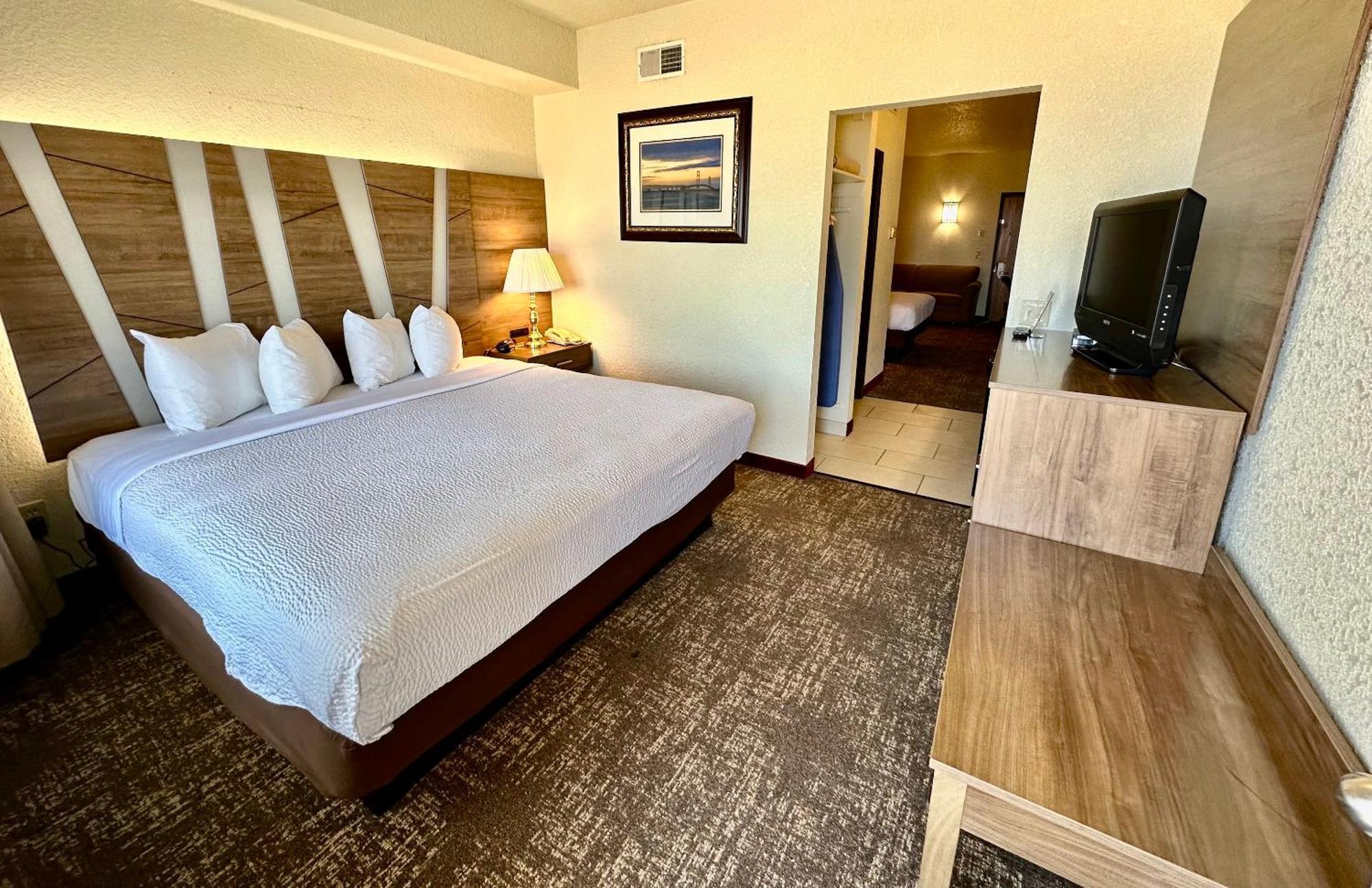 Mackinaw Beach And Bay Inn & Suites Mackinaw City Kültér fotó